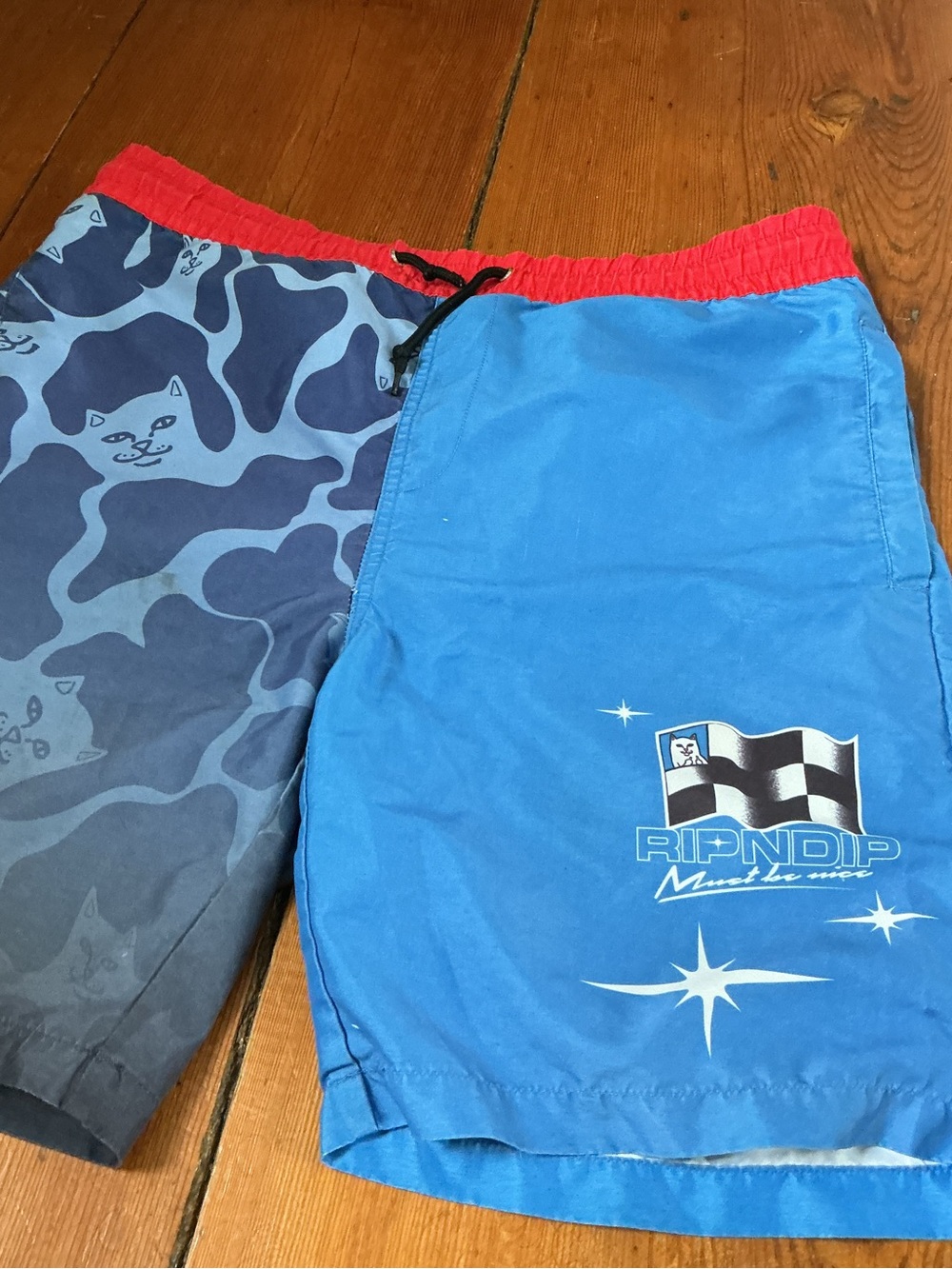RipnDip Split-design Soho shorts, medium